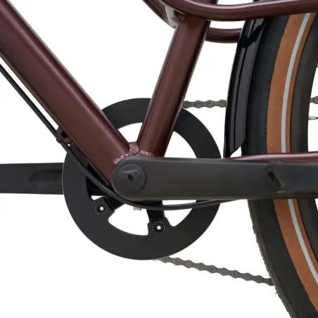 Le Kona - Coco  est un VTC/Vélo urbain simple, classique et efficace.