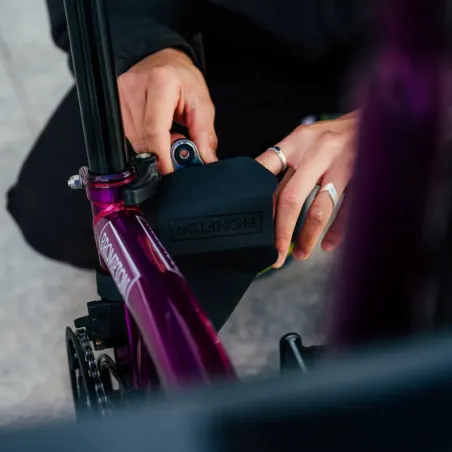 Puncture Pouch for A, C, P & T Line - Brompton