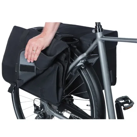 Sacoche vélo double Basil Kavan 68L