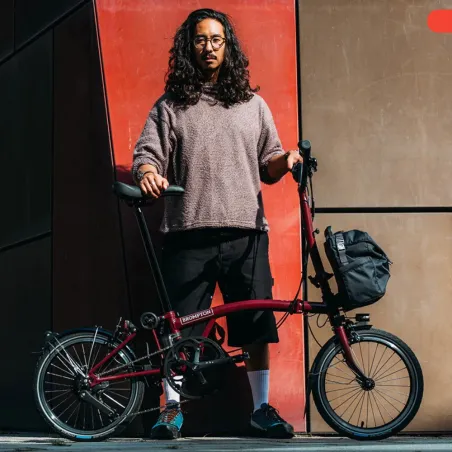 Brompton C-Line Electric (E-Motiq) 4 Vitesses - Red Plum