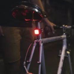éclairage arrière vélo knog blinder mini niner